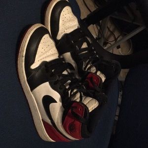 Men’s Jordan’s Size:7 1/2
